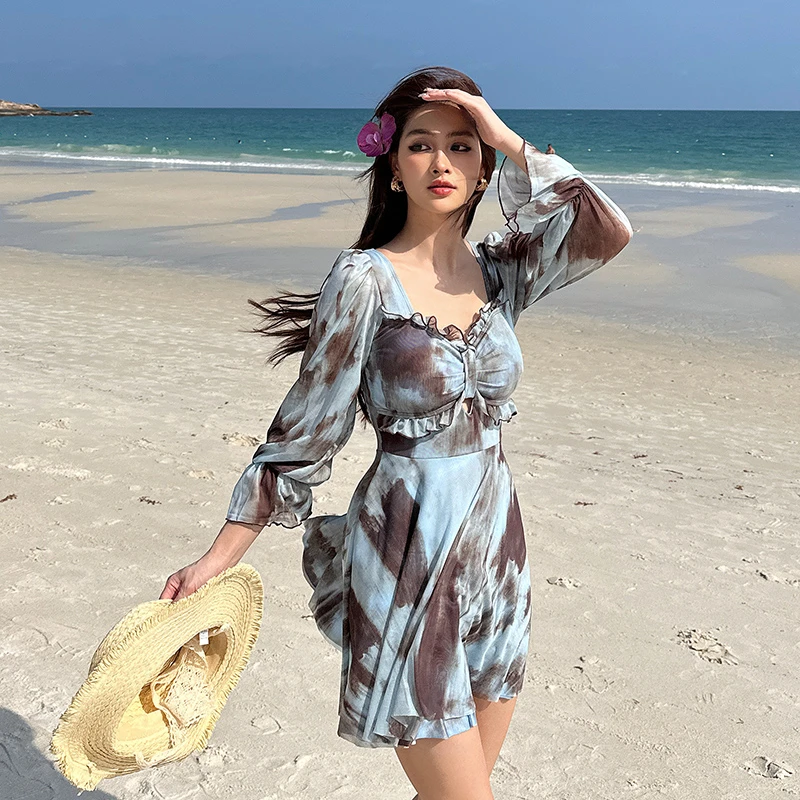 大码胖mm保守休闲连体泳衣女高级感裙式长袖遮肉显瘦度假温泉2024