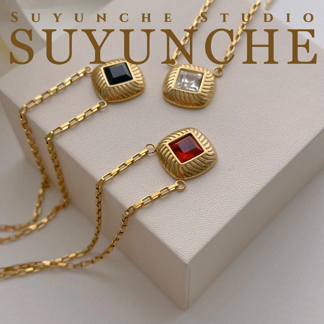 钛钢项链 Suyunche1040时尚精致方糖吊坠三色可选三件套