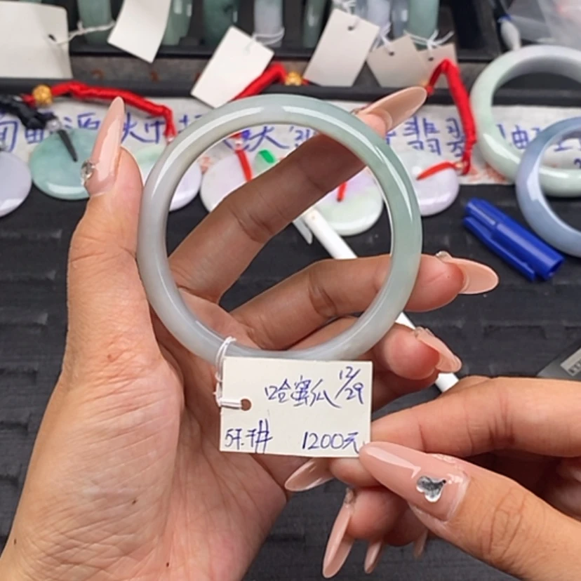 【闪购商品】定制翡翠未镶嵌哈*瓜