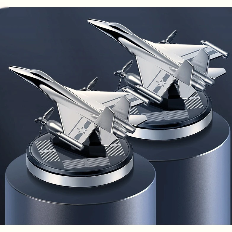 新款战斗机太阳能车载香薰摆件香氛强光自动旋转车内除味轻奢香水