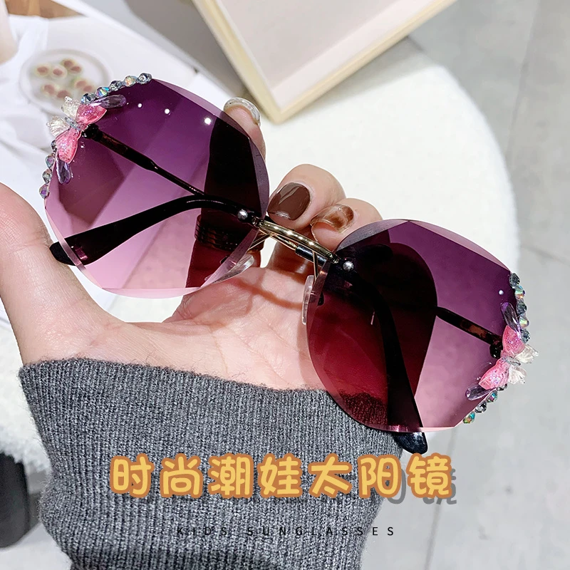 遮阳儿童眼镜太阳镜女防紫外线小孩墨镜时尚蝴蝶镶钻女童太阳眼镜