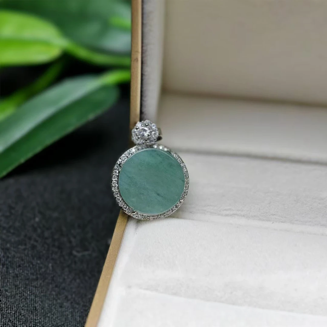 【睿泽鉴宝】翡翠圆牌吊坠多样性  13*13*2*  CJS0076