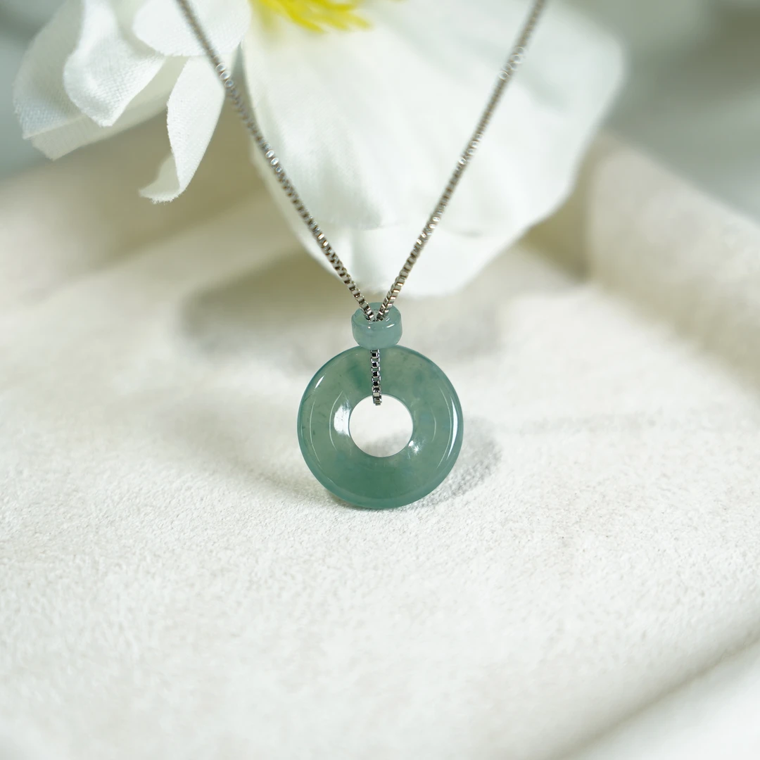 【睿泽鉴宝】翡翠甜甜圈项链  15*15*3*  ZS2150