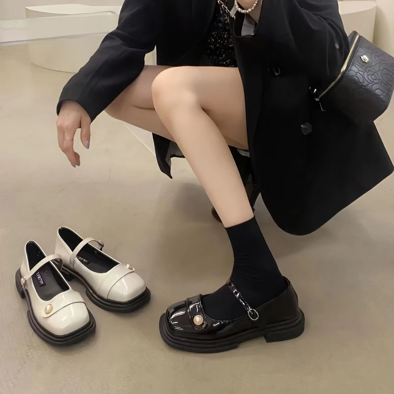 【优选】法式复古玛丽珍单鞋女2025年春季新款配裙子英伦风