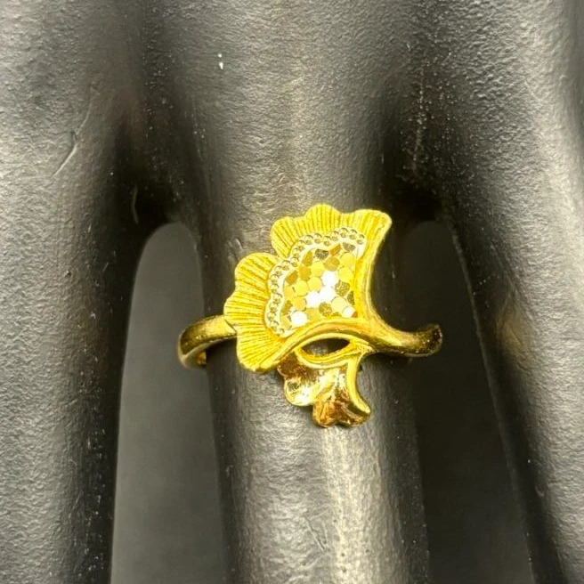 娅然黄金   足金4.72g   戒指