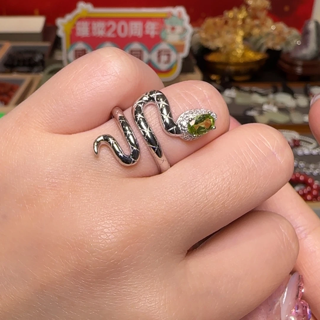 橄榄石戒指银S925镶嵌戒指