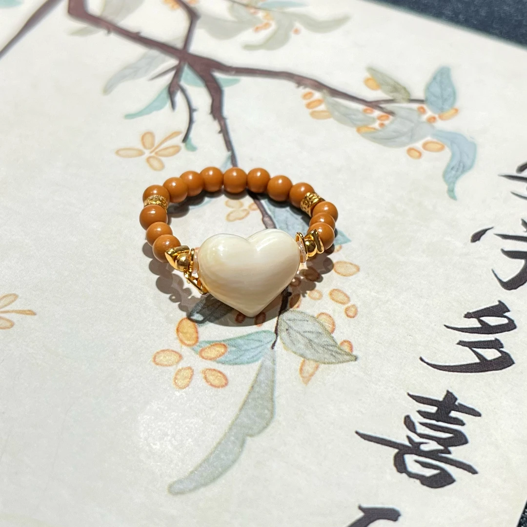 【地大甄选·云朵白】小橄榄爱心猛犸牙复古新中式戒指多样性发其一