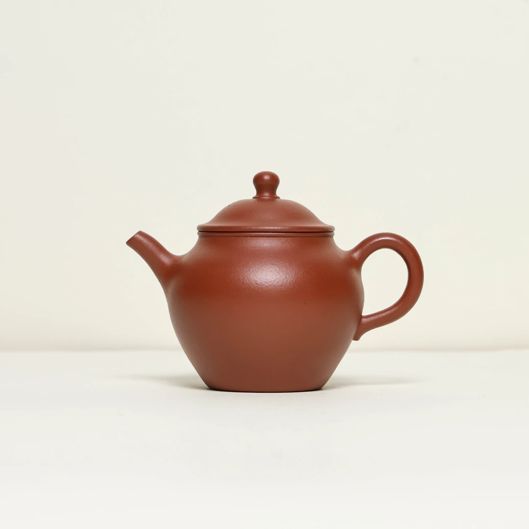 汪汪茶器 秋硕 朱泥 120cc xyt 家用紫砂壶+斗笠壶承