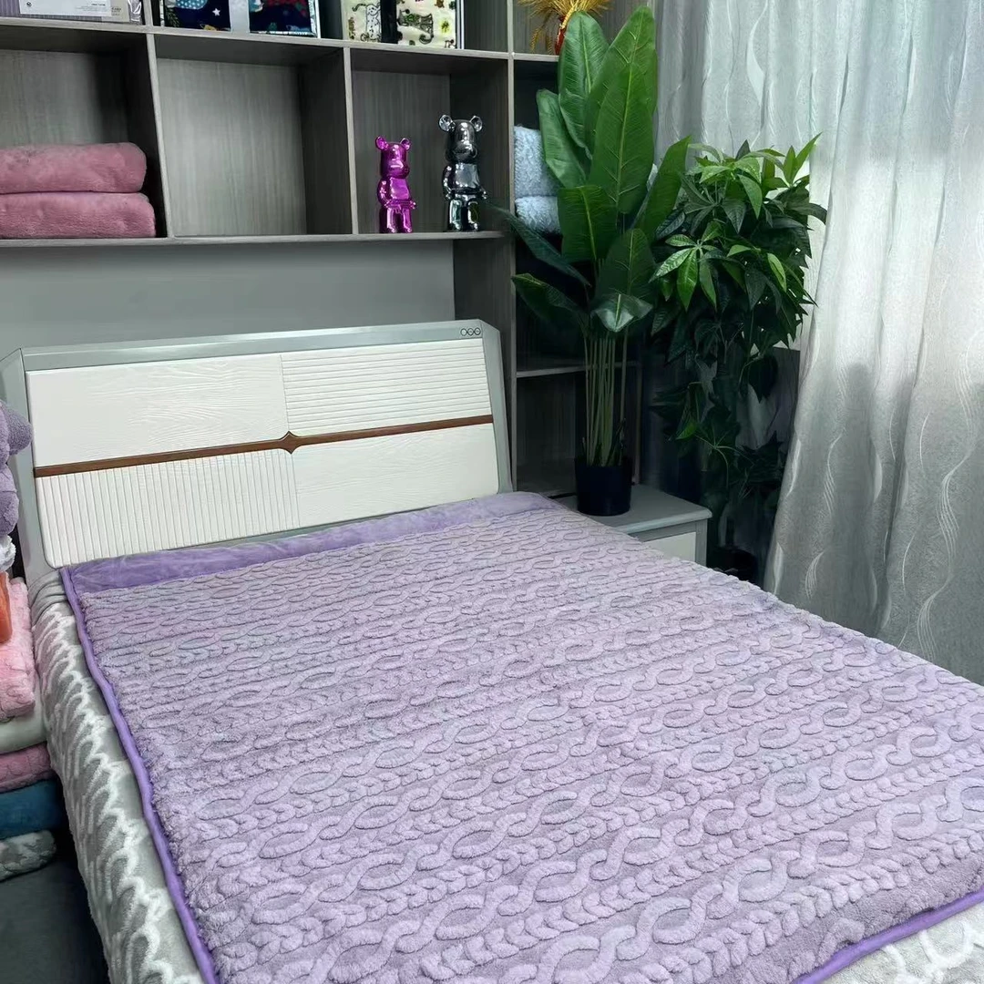 紫色麻花1.5*2.0被子塔夫绒提花菱形印花双层休闲牛奶绒卧室盖被