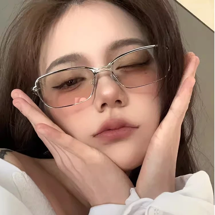 复古三角猫眼小脸金属墨镜女高级感ins银色小框防晒造型拍照太阳