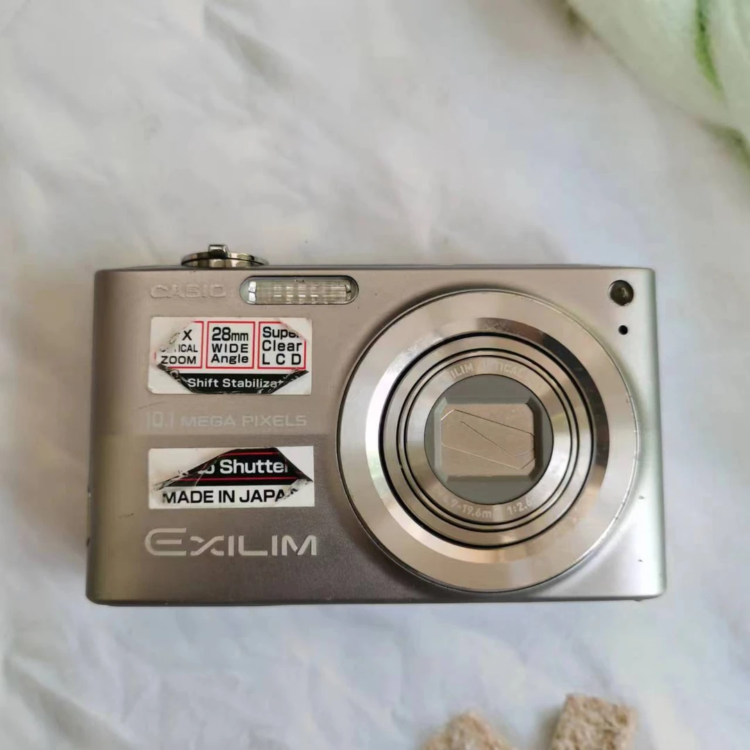 9新 Casio/卡西欧 EX-Z200 1000万像素4倍光学变焦学生摄影便携