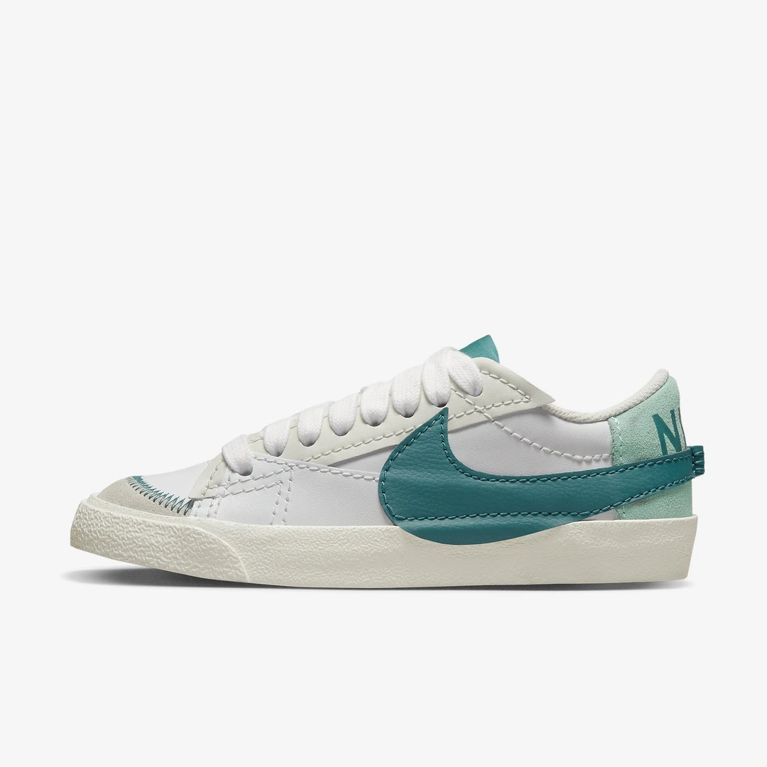 NIKE/耐克女子 BLAZER LOW '77 JUMBO 运动休闲鞋 DQ1470-106