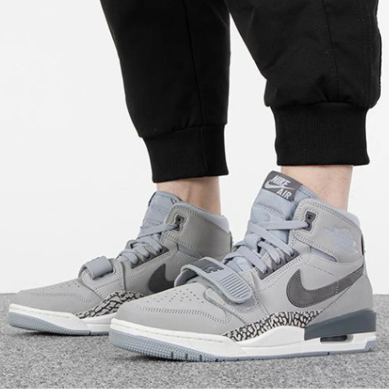 Nike/耐克男子AIR JORDAN LEGACY 312 运动鞋篮球鞋 AV3922-002