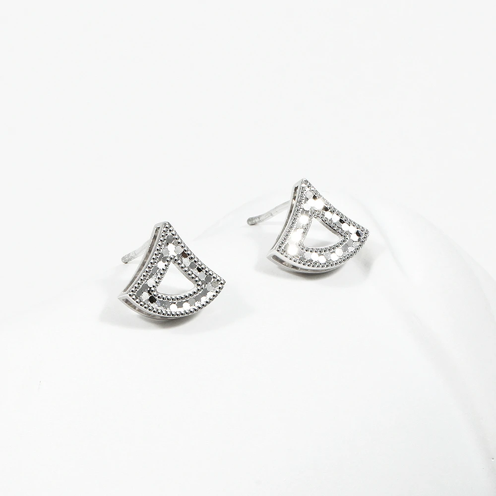 【瑞梦缘】PT990 铂金三角裙耳钉 XE01107A