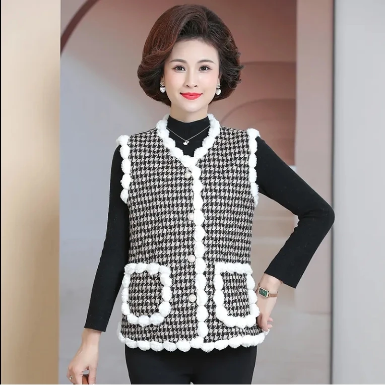 秋冬新款马甲保暖坎肩时尚妈妈大码宽松加绒马夹外搭新肤洋气