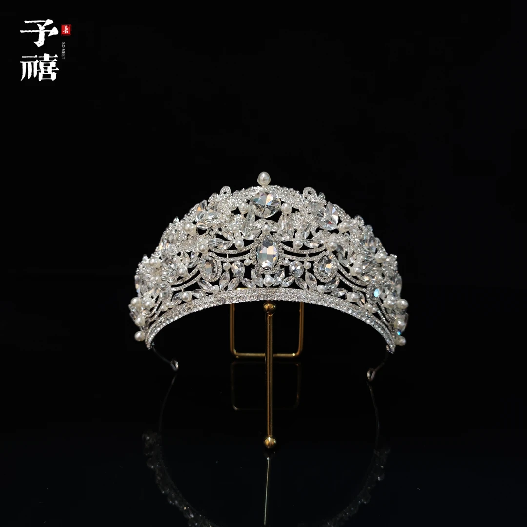 8124喜看优选新娘皇冠饰时尚新款公主轻奢结婚纱气质礼服白色百搭