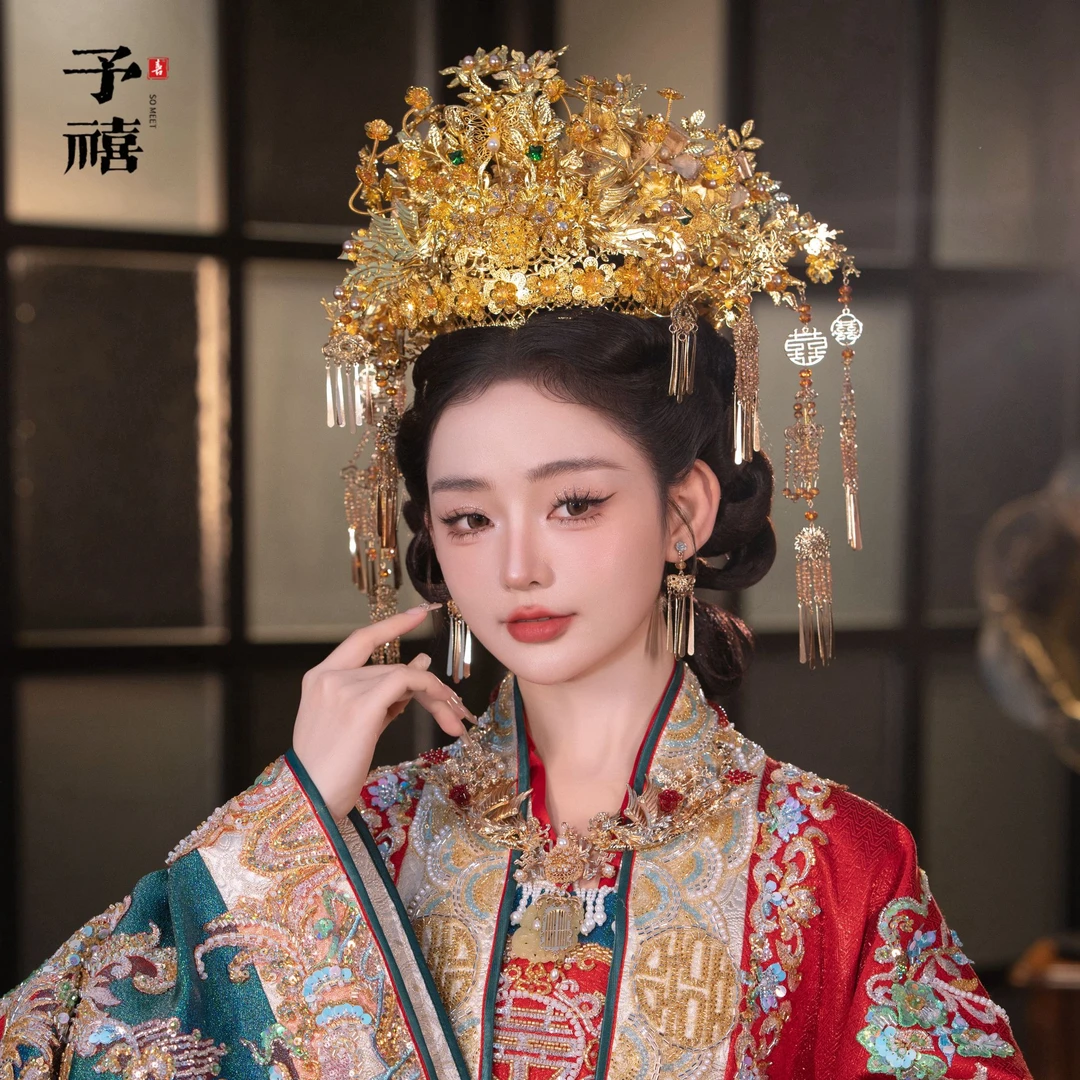 15230喜看优选新娘大气饰中式黄色古风汉服秀禾服龙凤褂流苏发饰