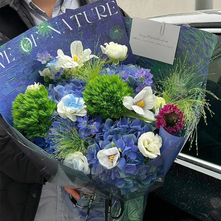 【莫莫】新款花束包装纸网红纸质蓝色系包花纸油画风鲜花包装纸