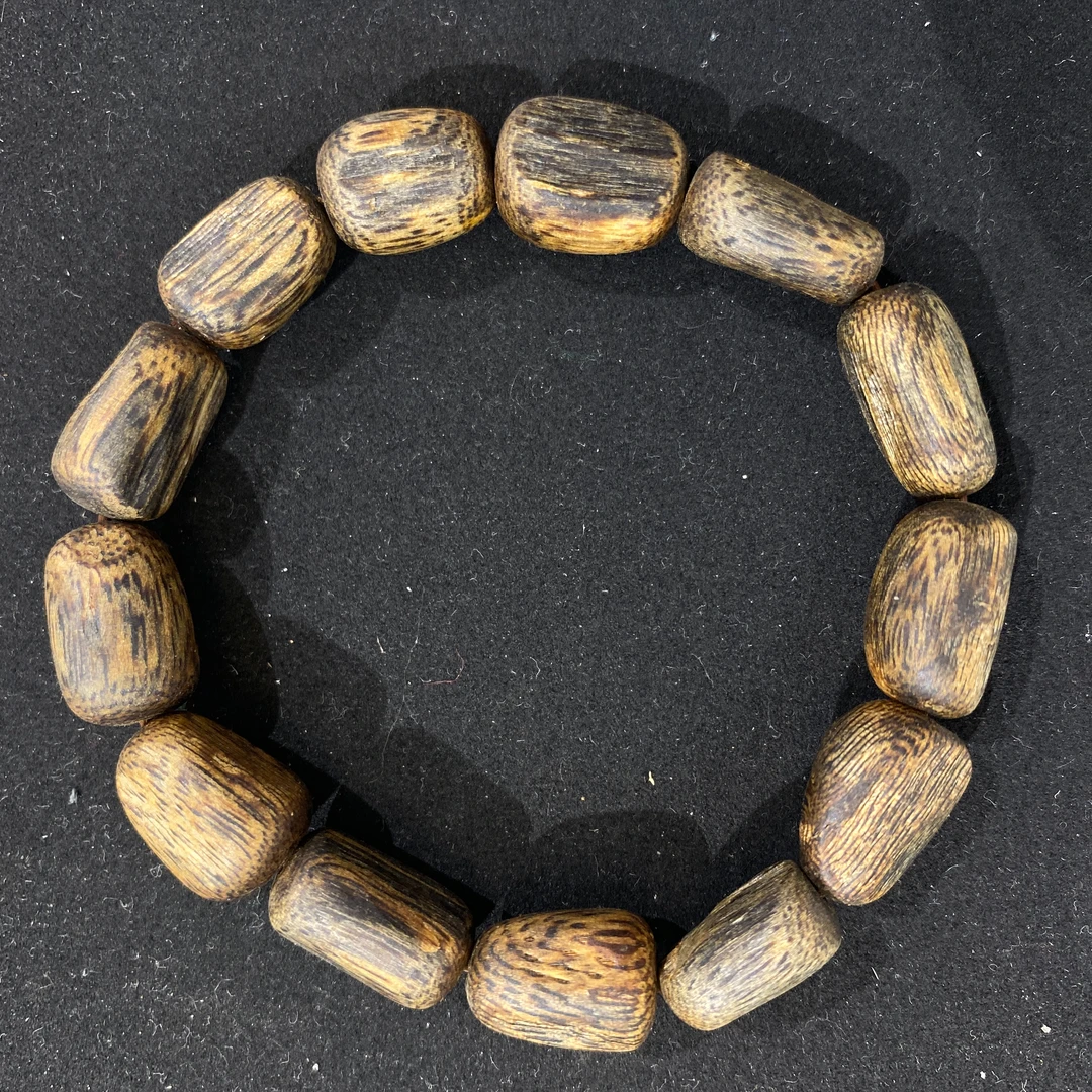 【大隆精选】沉香 海南莺歌绿奇楠随型 树心油 10g 多样性发其一