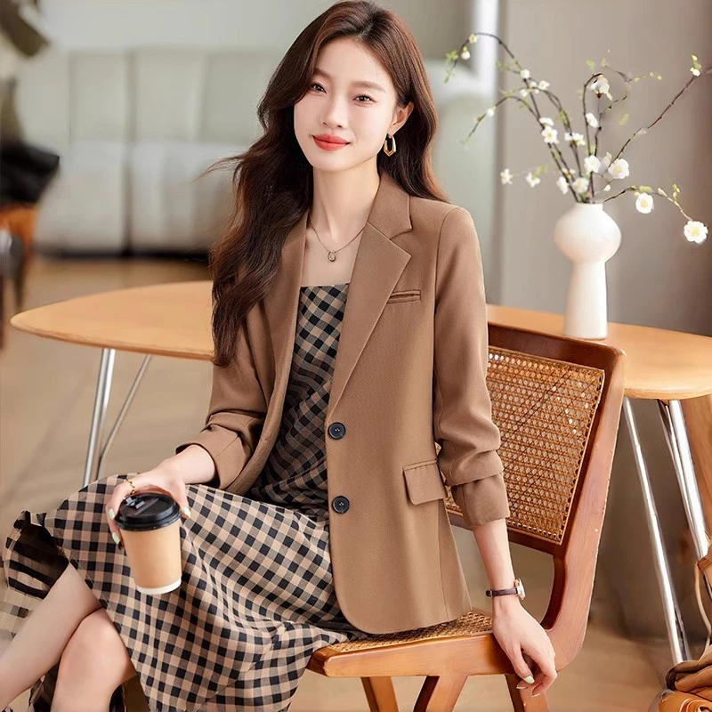 咖色小西装外套女2024新款春秋高级感小个子连衣裙西服套装两件套