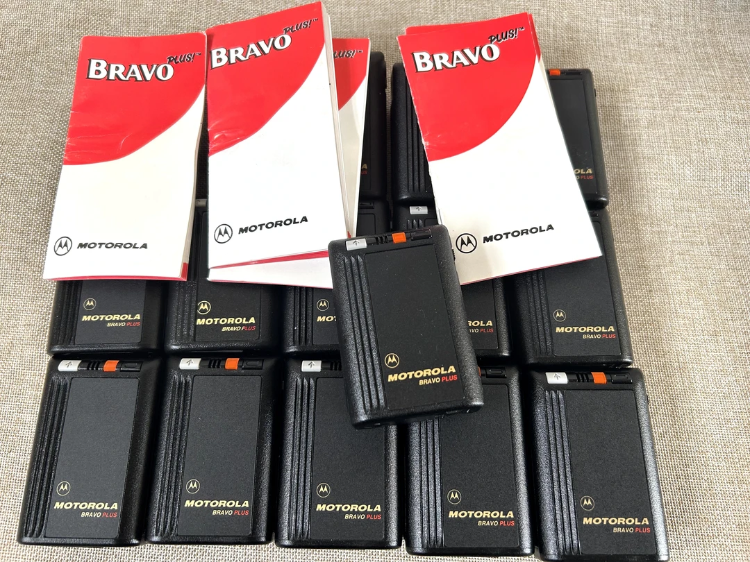 99新 Motorola/摩托罗拉 加强版八达传呼机非普通版复古电子表