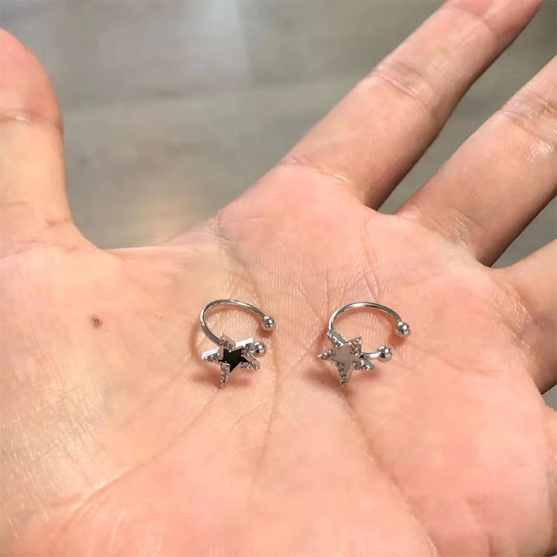 合金耳饰 甜酷辣妹无耳洞耳夹黑白五角星耳骨夹小众气质简约耳饰