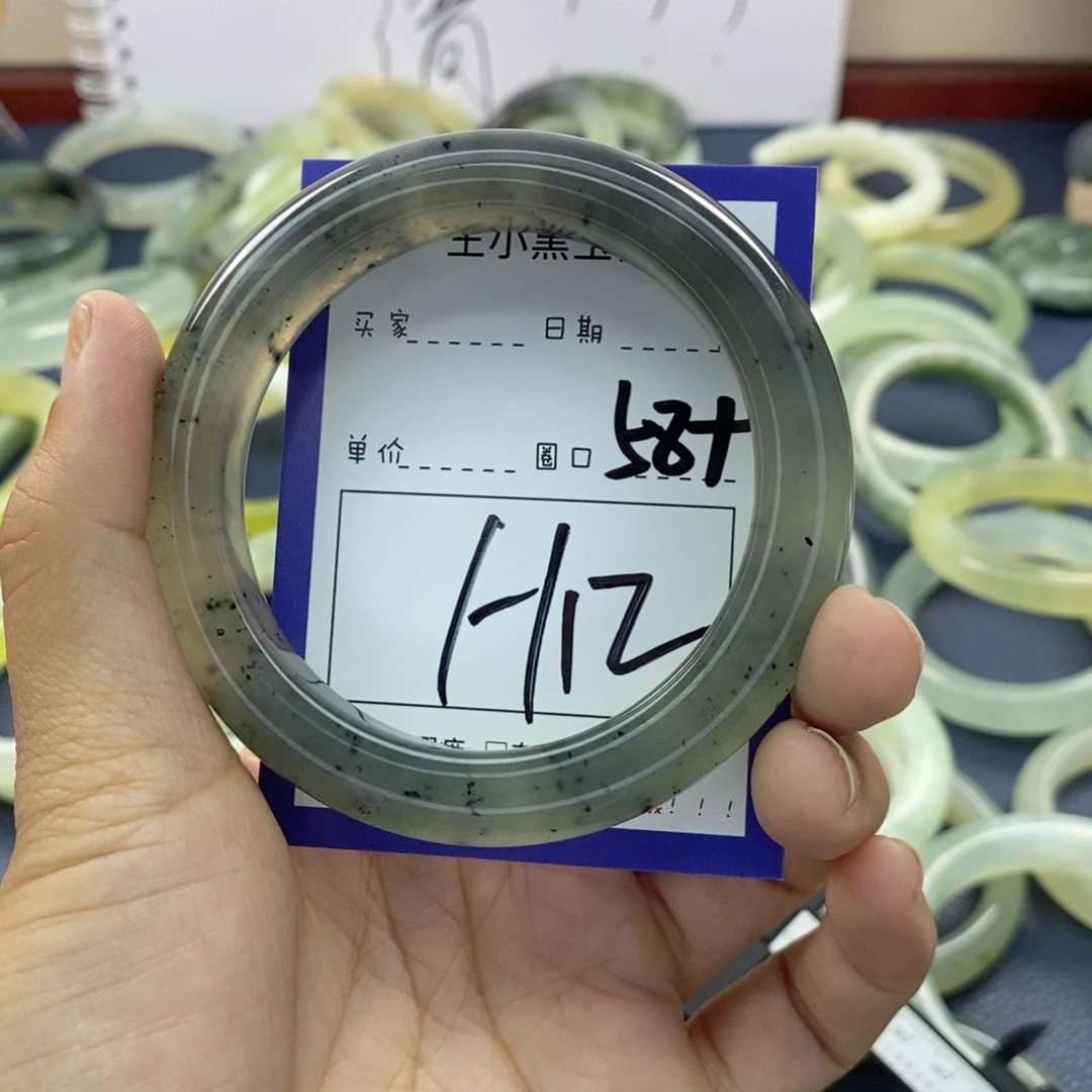 蛇纹石玉手镯未镶嵌甜*