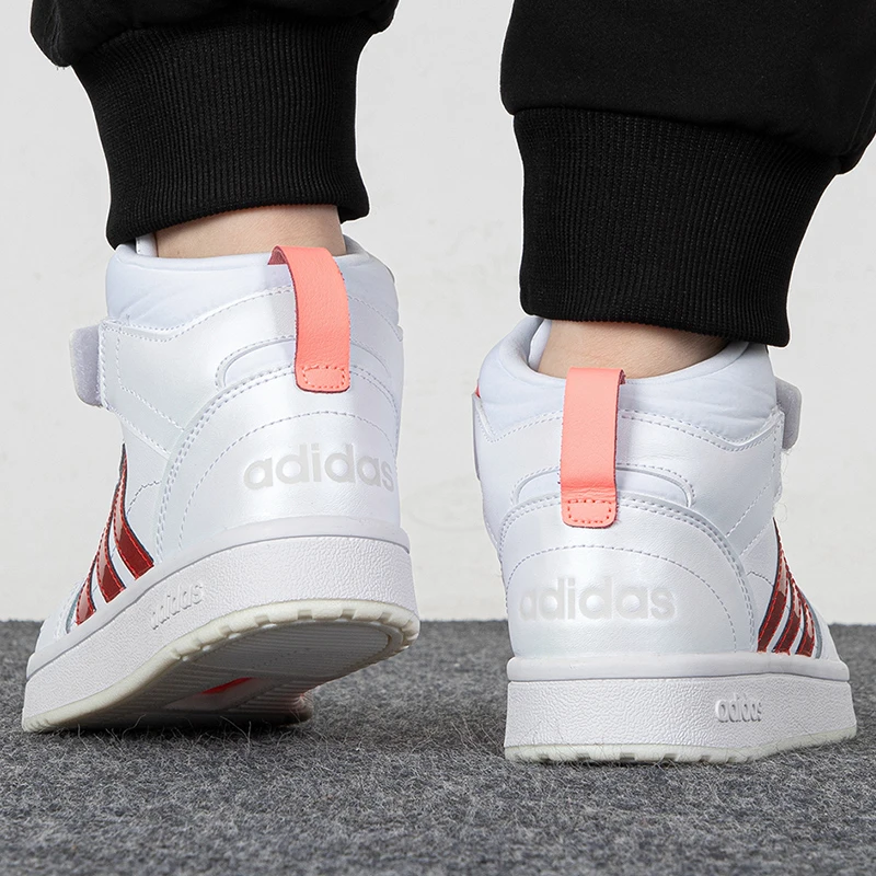 Adidas高帮女鞋新款轻便透气滑板鞋魔术贴板鞋运动休闲鞋 GZ3799