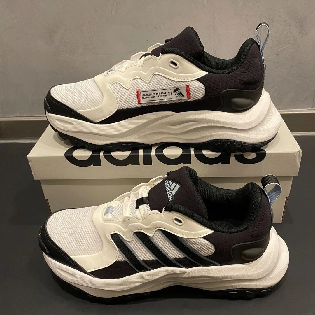 Adidas/阿迪达斯正品MAXXWAVY男女款跑步鞋运动老爹鞋 IF9306