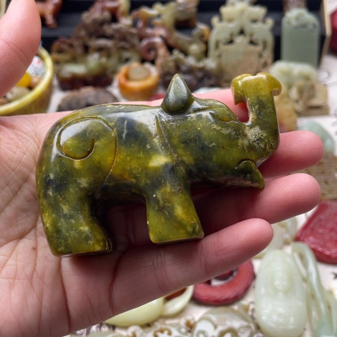 【闪购商品】蛇纹石玉颈饰未镶嵌136