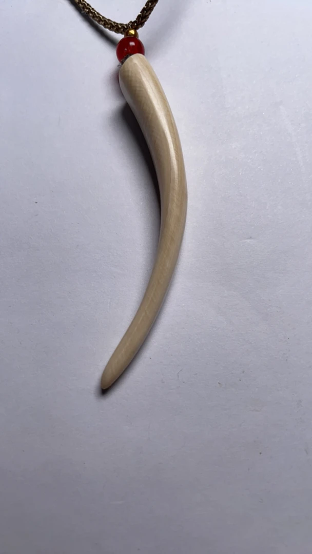 P02895 猛犸牙牙尖挂件
