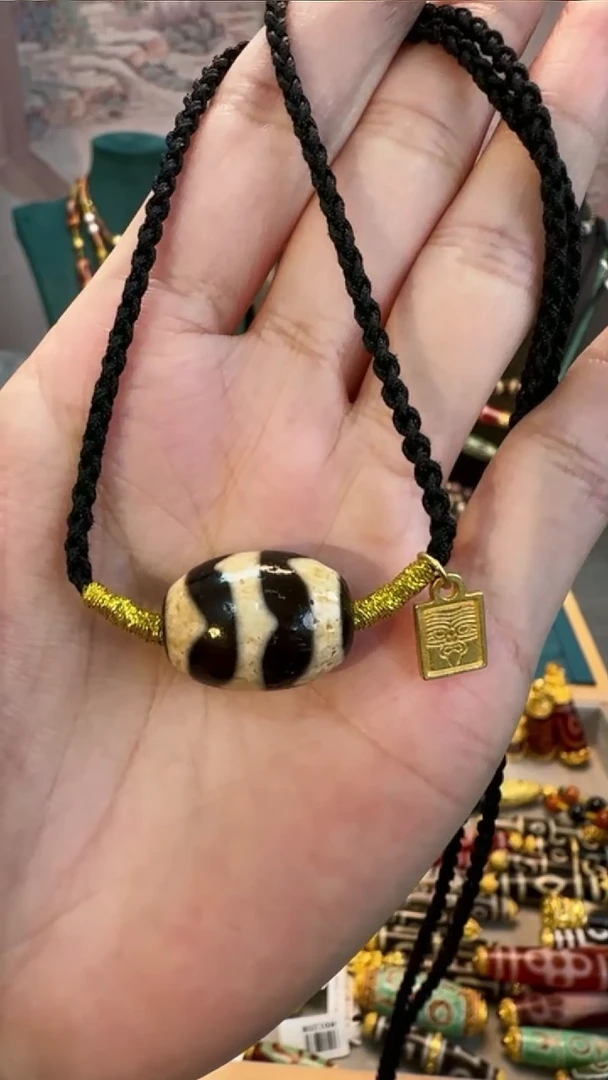 【闪购商品】玛瑙挂件银S925镶嵌牙牙
