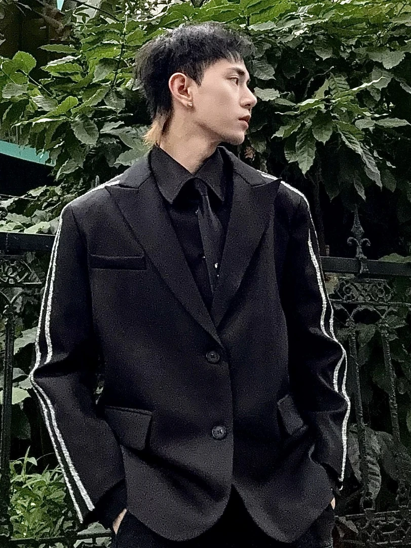 嘉伟6027 2024新款拼接垫肩黑色痞帅潮流时髦西装外套男秋季单西