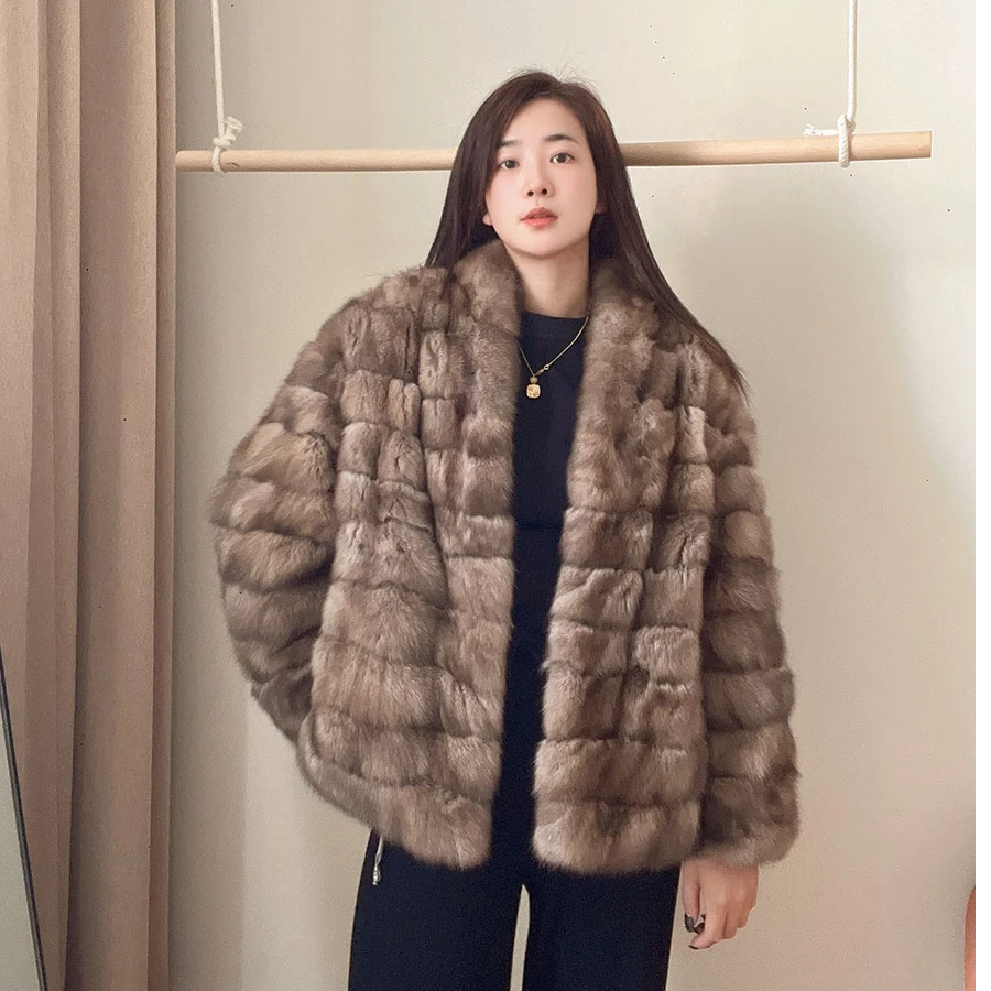 轻奢显瘦~俄罗斯真毛衣服进口高档大衣女冬整貂真毛外套V领