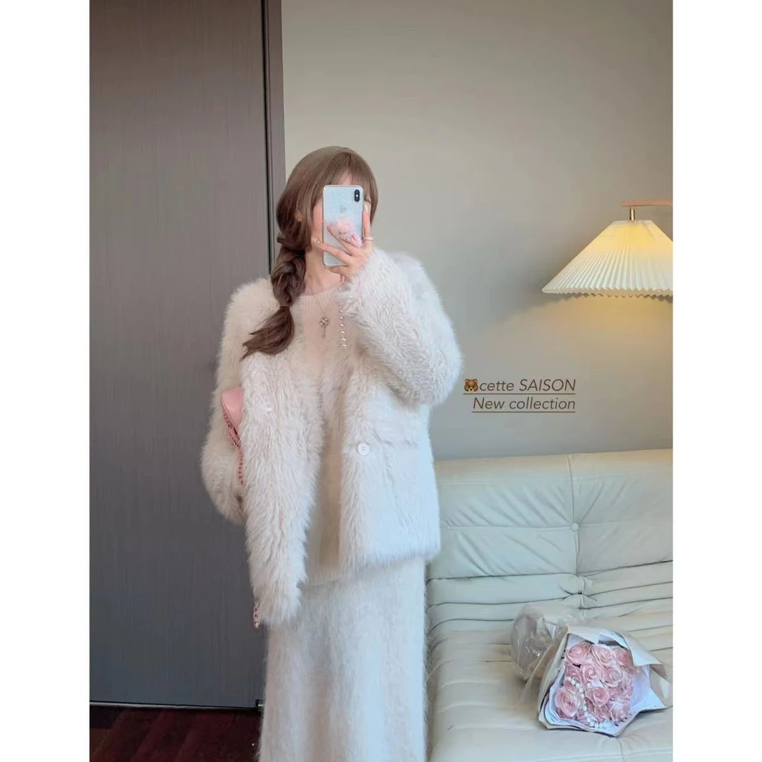 Y 一杯奶茶 三色环保水貂毛外套  CETTE SAISON CS-2ATC015