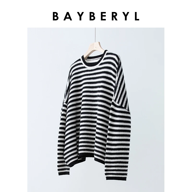 BAYBERYL老贝绒版波浪针条纹圆领落肩针织衫ZZS3B2101