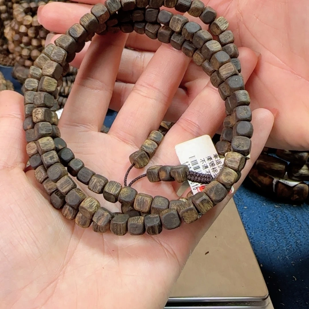 【闪购商品】沉香手串沉水方珠26克