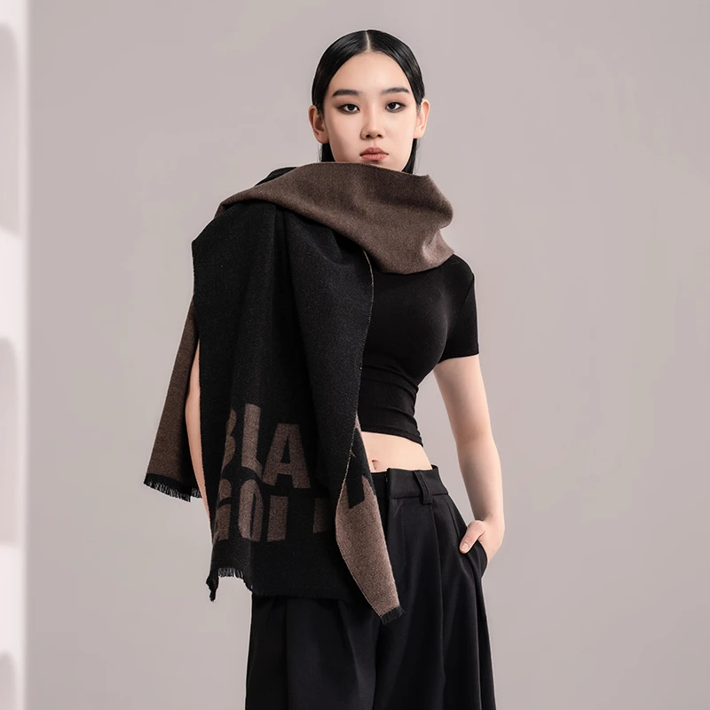 高梵黑金时尚冬季百搭气质围巾GZ323101