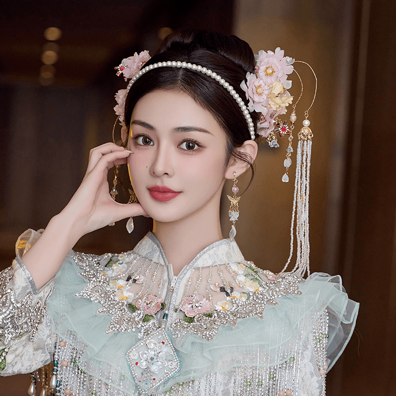 合金亚克力婚庆饰品 G304中式超仙古典手工花朵步摇新娘结婚头饰