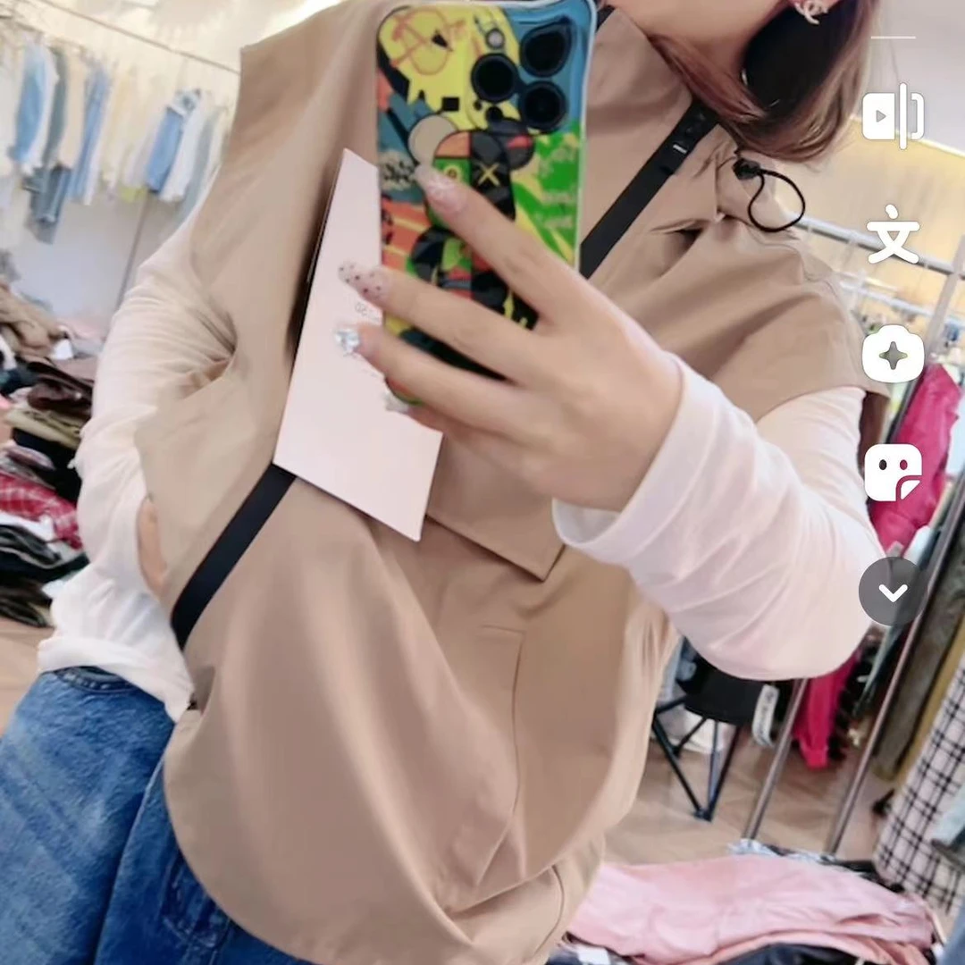 摩2024【Y】3月28日 男童女童潮酷咖色双拉链马甲3622-