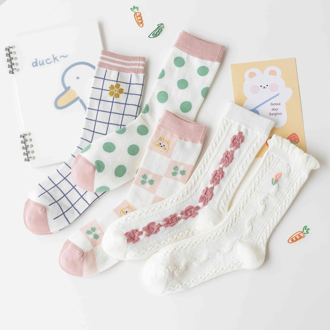 粉色中筒日系潮流棉袜春秋款 五双装 JK洛丽塔高腰袜子女士