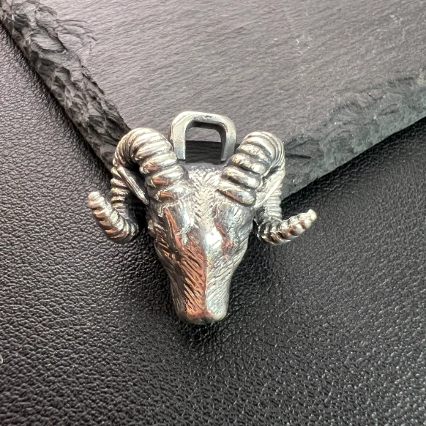 吊坠925银 手工山羊头吊坠 时尚百搭复古小众个性银色做旧素款