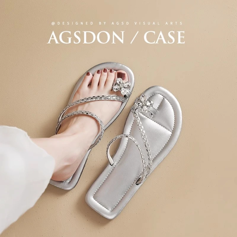 奥古狮登银色凉鞋女2024新款夏季外穿夹趾拖鞋鸽子蛋百搭平底凉拖