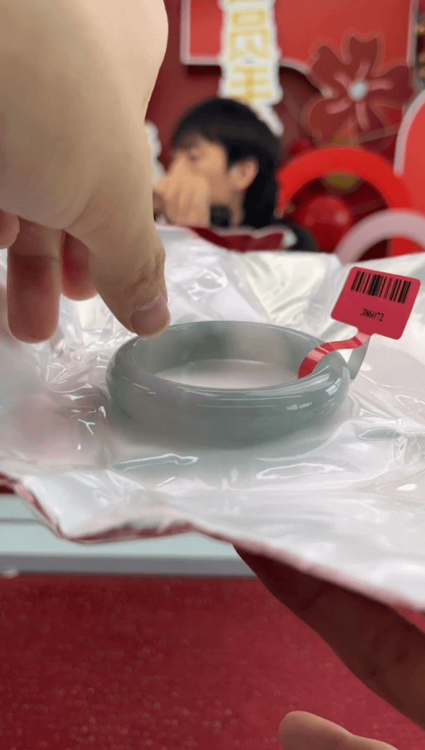 【闪购商品】翡翠手镯未镶嵌20手镯