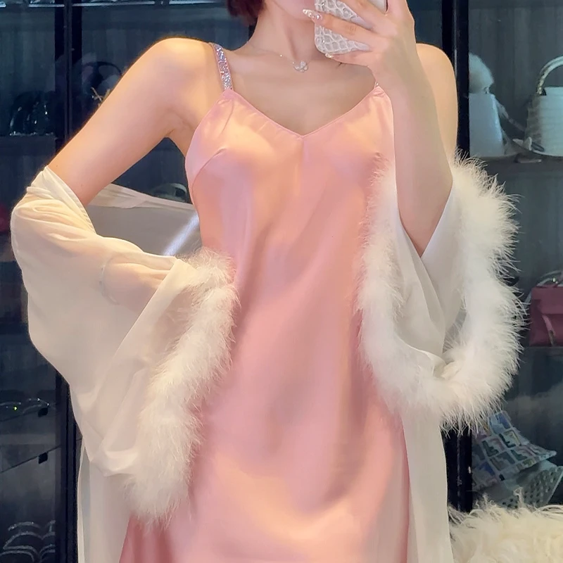 DIMDEVL/汀黛夏季性感纯欲气质显瘦薄款logo钻肩带吊带睡衣睡裙