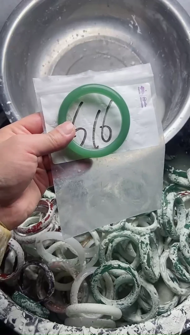 【闪购商品】石英质玉手镯未镶嵌5758东陵玉616