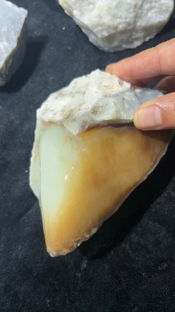 新疆且末天然奇石盆景石