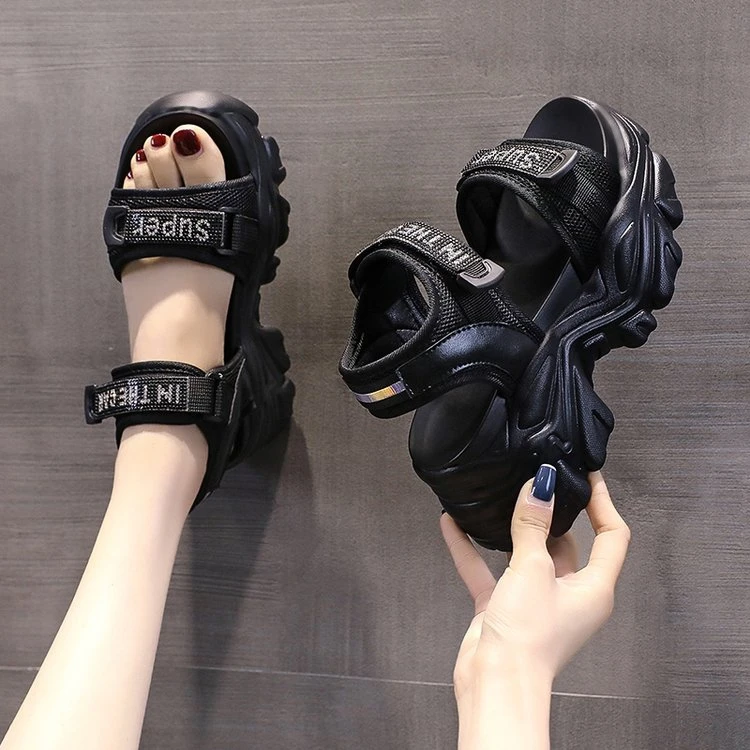 网红厚底凉鞋女外穿ins潮2025时尚百搭小香风增高松糕罗马鞋