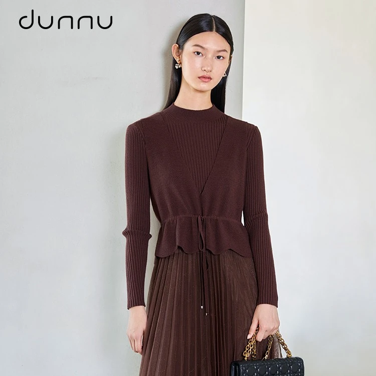 dunnu敦奴冬新款修身竖坑条网纱百褶拼接高腰抽绳中长针织连衣裙