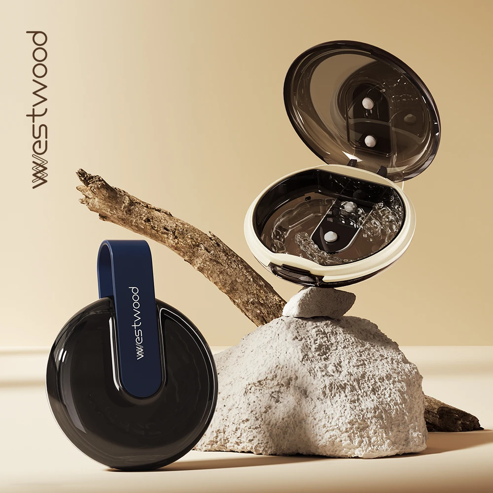 牙套盒便携式保持器老人假牙收纳盒高级儿童牙齿正畸矫正器存放盒